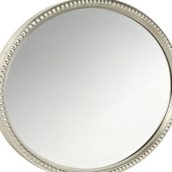 espejo ovalado plata con detalle de cuentas en el marco