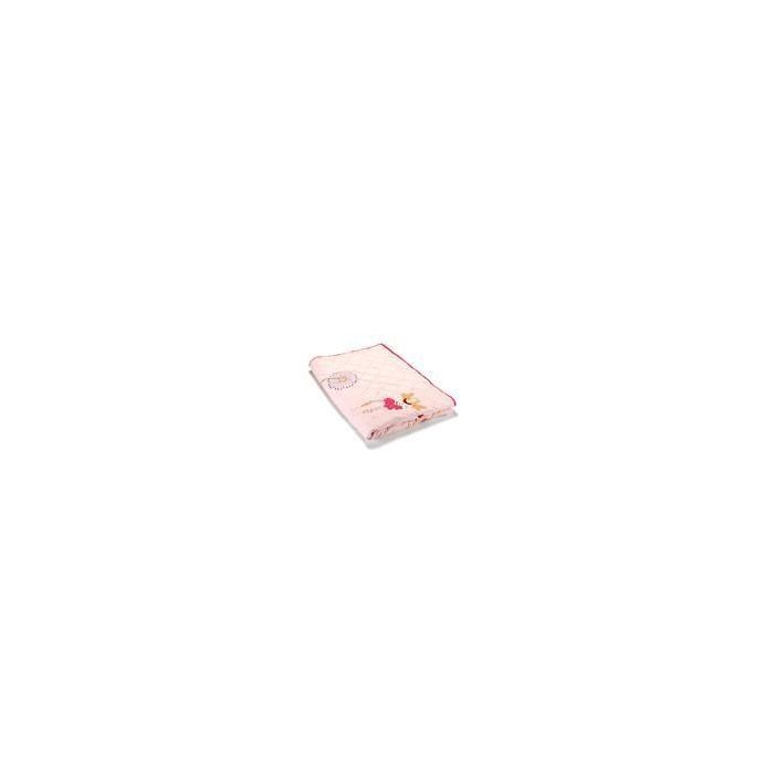 colcha infantil rosa con aplicaciones de hadas