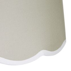 pantalla para lámpara con base en ondas y color moca arena con ribete blanco contrastado