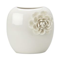 jarrón cerámica blanca con flor en relieve