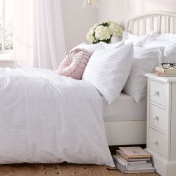 conjunto de ropa de cama blanco textura diseño