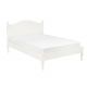 cama de madera en blanco algodón de diseño clásico